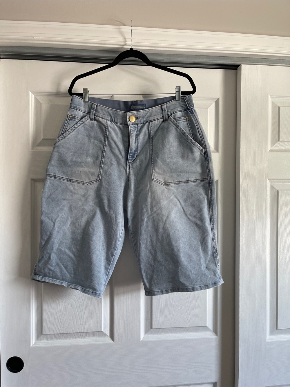 Democracy Light Wash Denim Shorts - Pale Blue